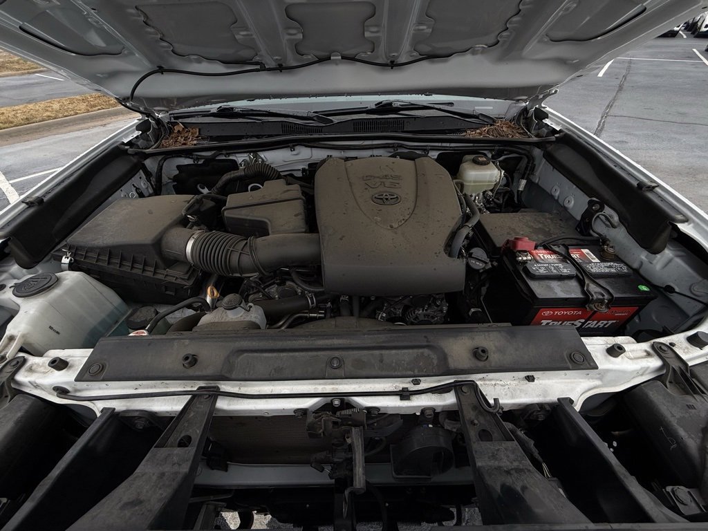 Used 2022 Toyota Tacoma TRD Off-Road image 31