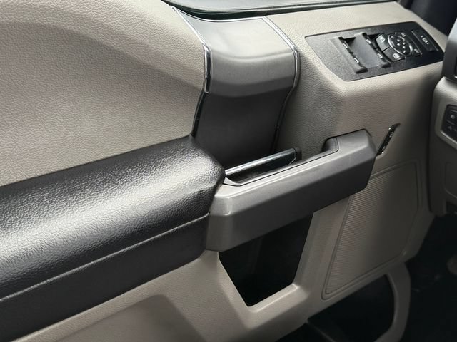 Certified 2020 Ford F250 XLT w/ XLT Premium Package AWD/4WD image 33
