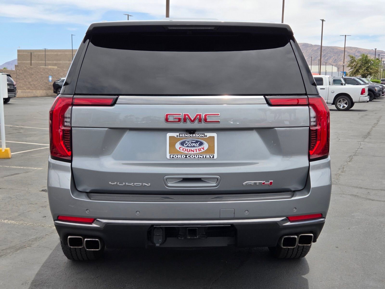 Used 2026 GMC Yukon XL AT4 w/ LPO, Floor Liner Package AWD/4WD image 5