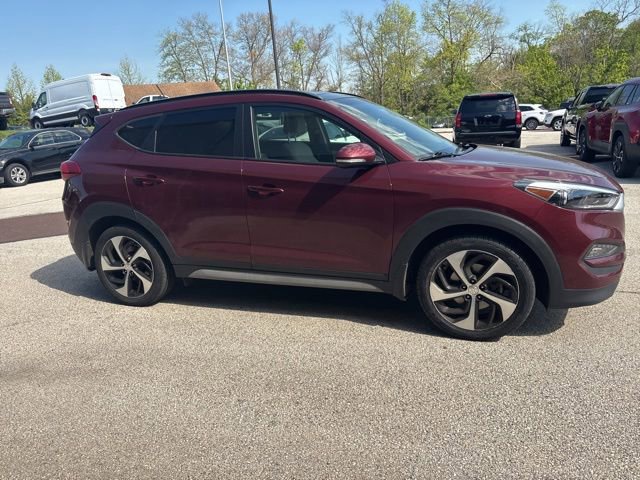 Used 2017 Hyundai Tucson Value AWD/4WD image 17