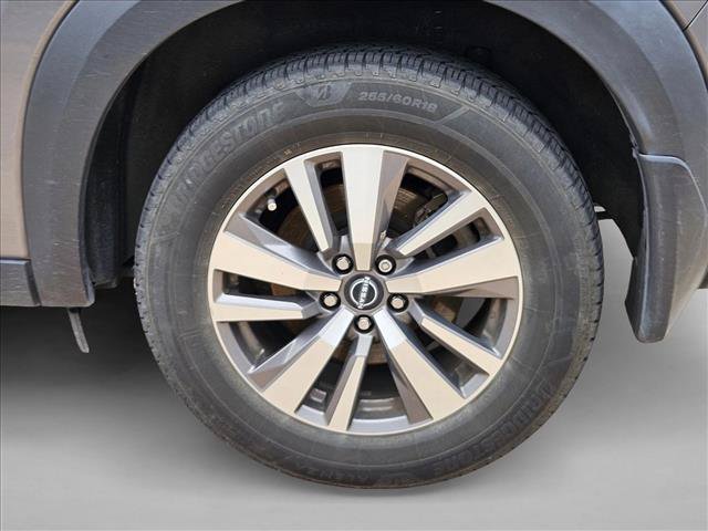 Used 2022 Nissan Pathfinder SL FWD image 21