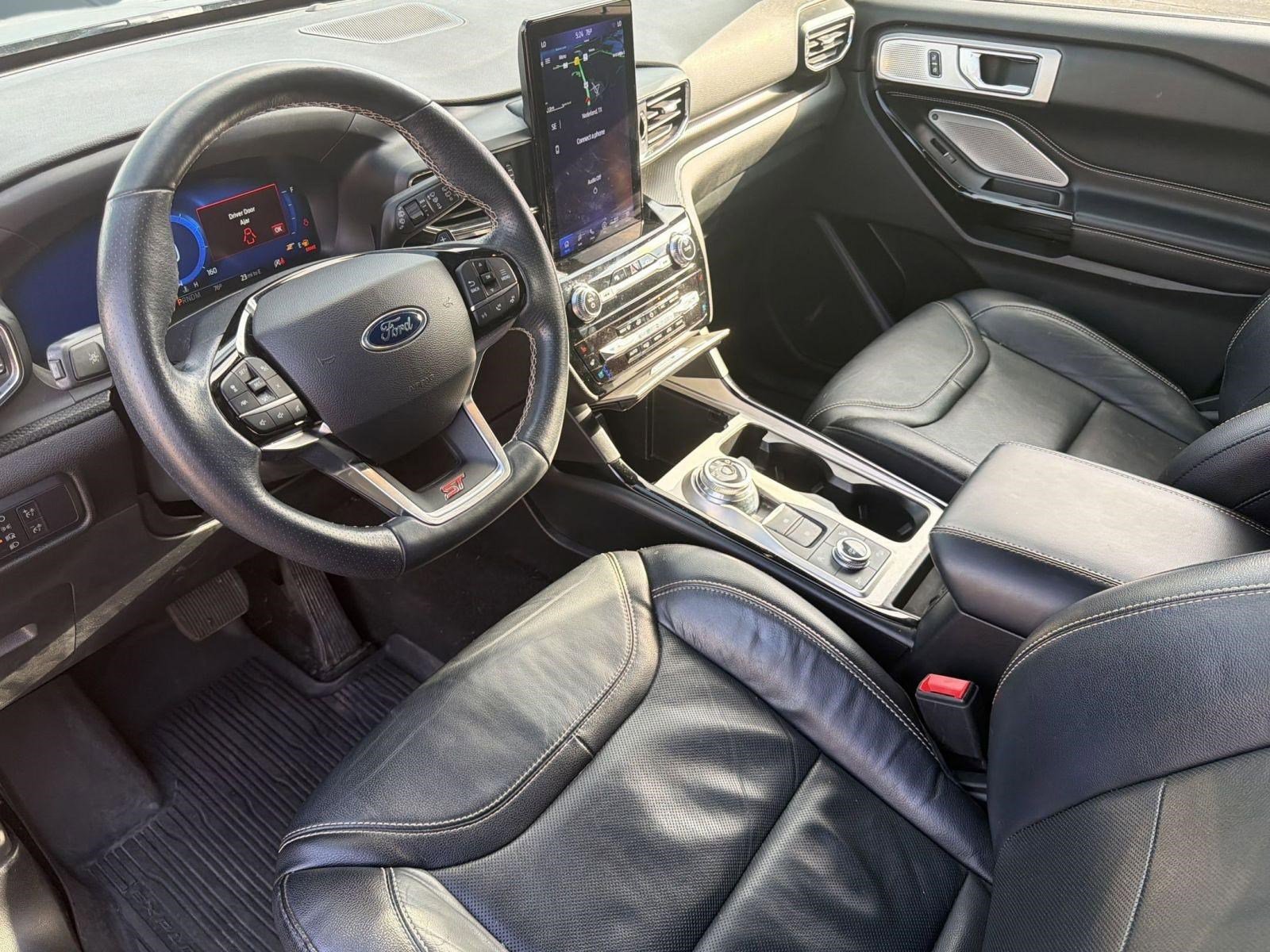 Certified 2022 Ford Explorer ST w/ Equipment Group 401A image 4