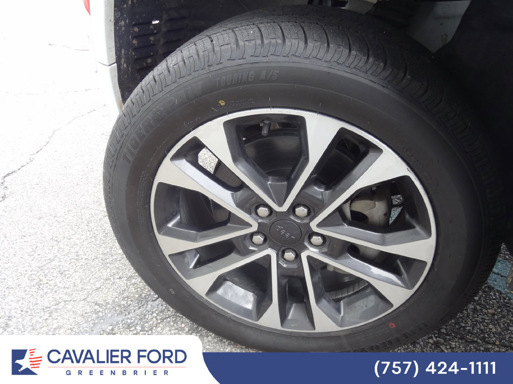 Used 2021 Jeep Grand Cherokee L Overland w/ Luxury Tech Group IV AWD/4WD image 47