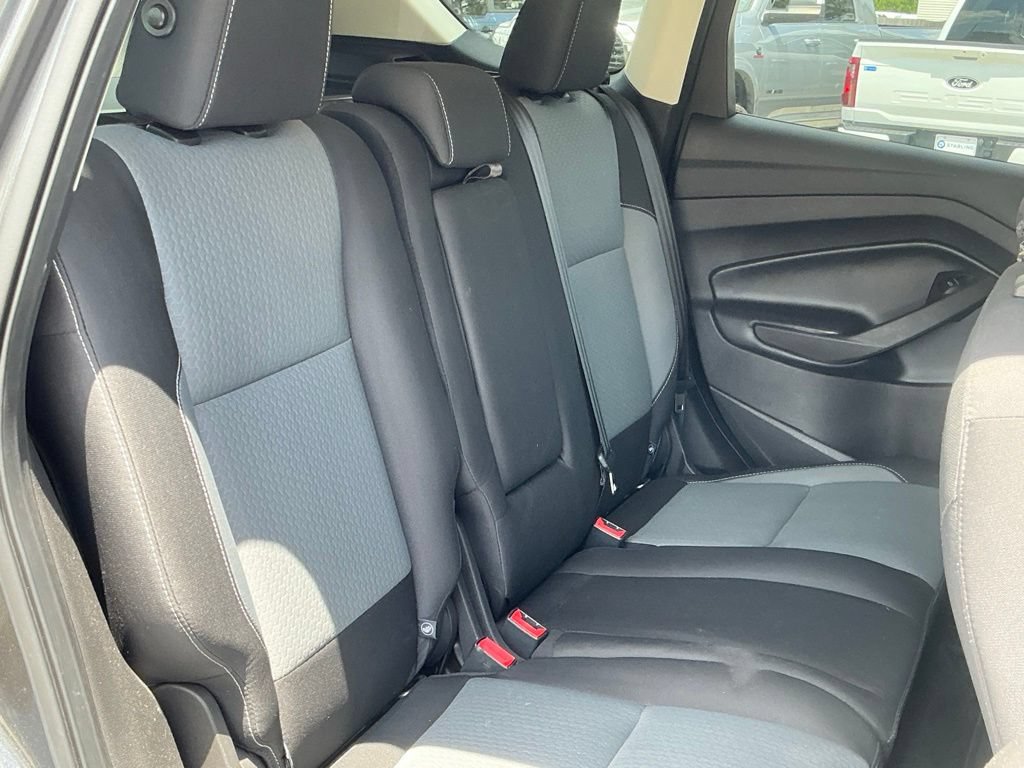Certified 2019 Ford Escape SE FWD image 20