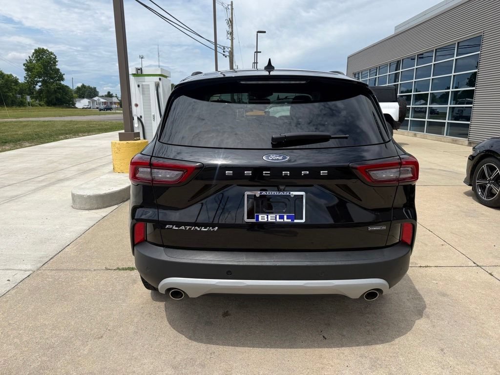 Certified 2023 Ford Escape Platinum w/ Premium Technology Package AWD/4WD image 8