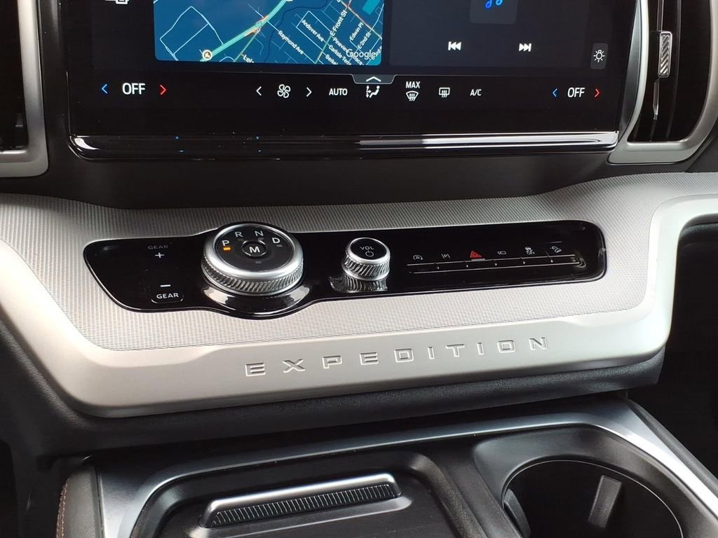 Certified 2025 Ford Expedition Max Active AWD/4WD image 19