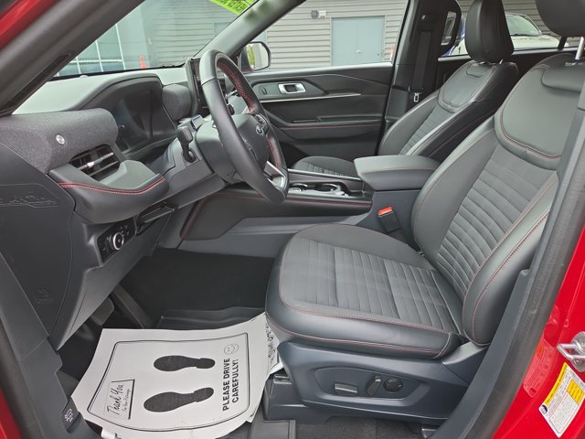 Certified 2025 Ford Explorer ST-Line w/ ST-Line Street Pack AWD/4WD image 11