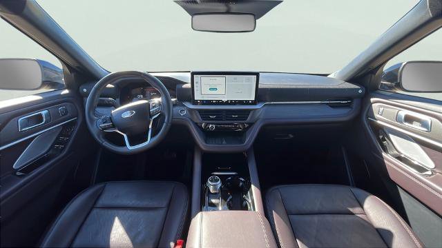 Certified 2025 Ford Explorer Platinum AWD/4WD image 9
