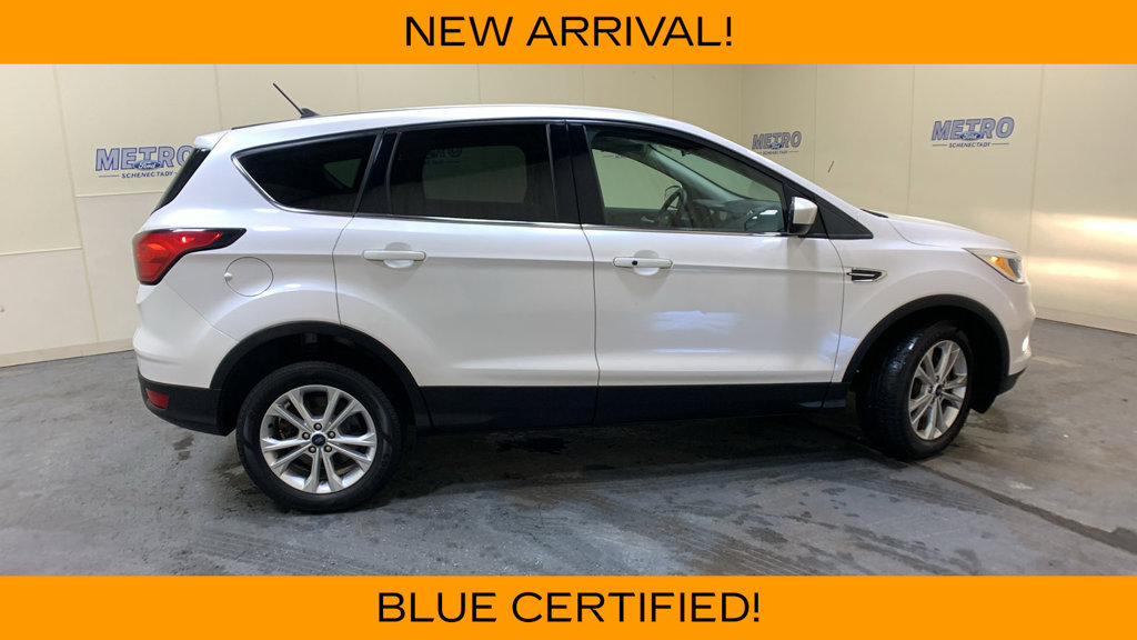 Certified 2019 Ford Escape SE AWD/4WD image 2