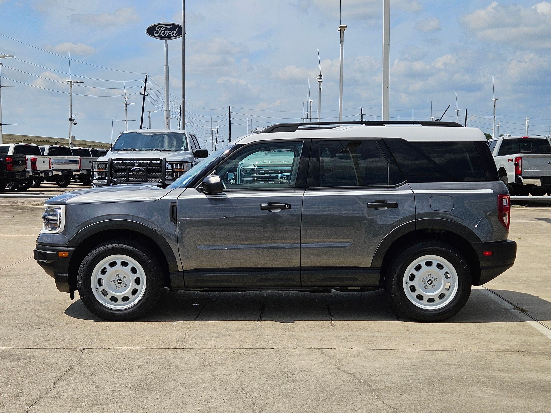 Certified 2024 Ford Bronco Sport Heritage w/ Heritage Convenience Package AWD/4WD image 9