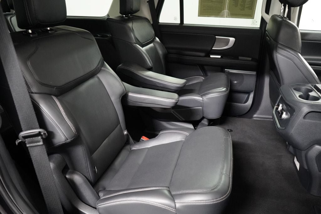Certified 2025 Ford Expedition Platinum AWD/4WD image 33