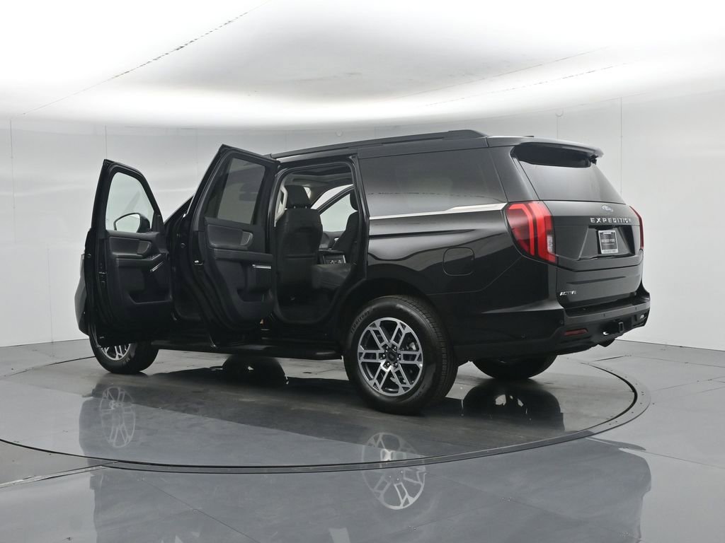 Certified 2025 Ford Expedition Active RWD image 37