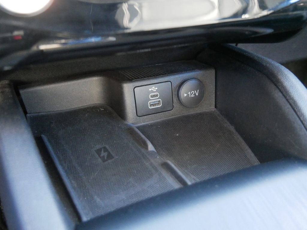 Certified 2024 Ford Escape Platinum image 31