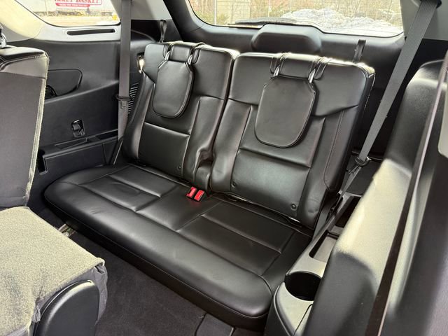 Certified 2022 Ford Explorer XLT w/ Equipment Group 202A image 17