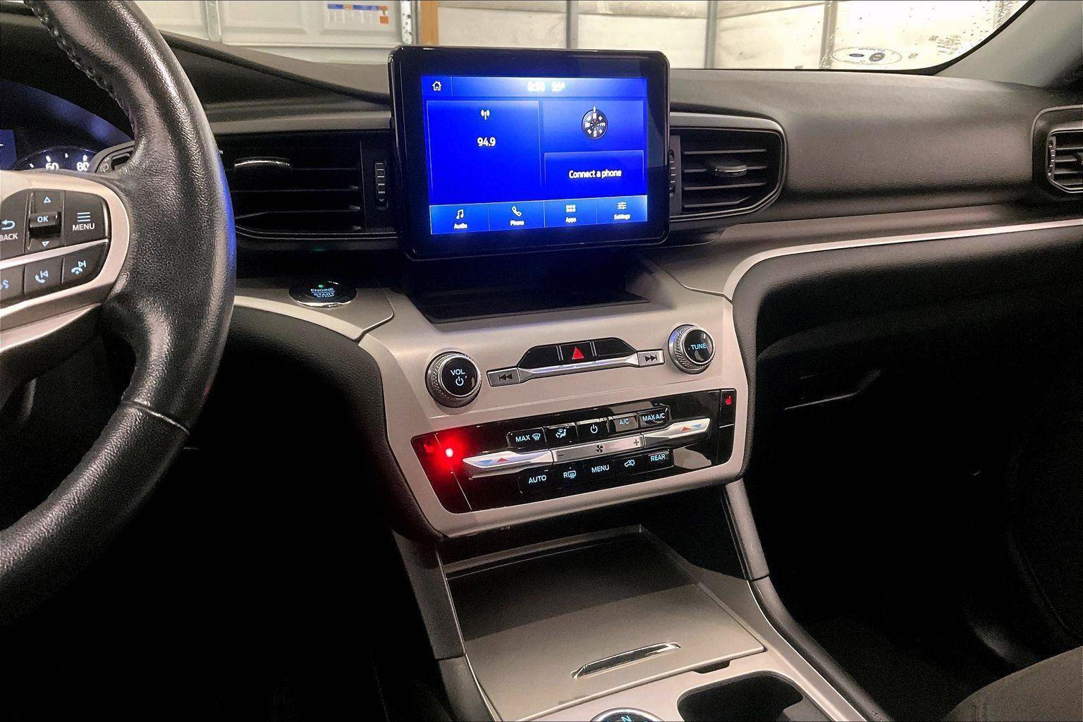 Certified 2021 Ford Explorer XLT image 8