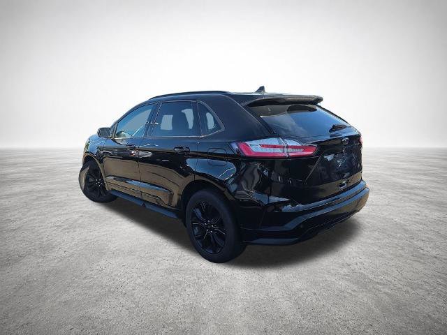Certified 2022 Ford Edge SE w/ Black Appearance Package AWD/4WD image 6