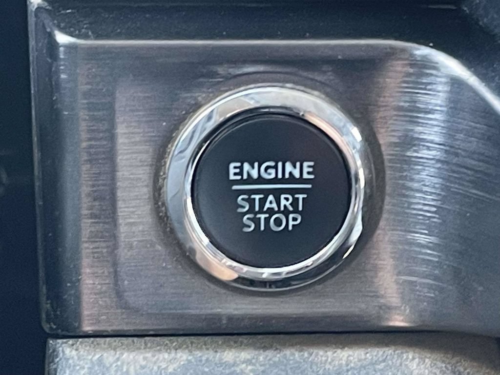Certified 2024 Ford F250 Lariat w/ Tremor Off-Road Package AWD/4WD image 25