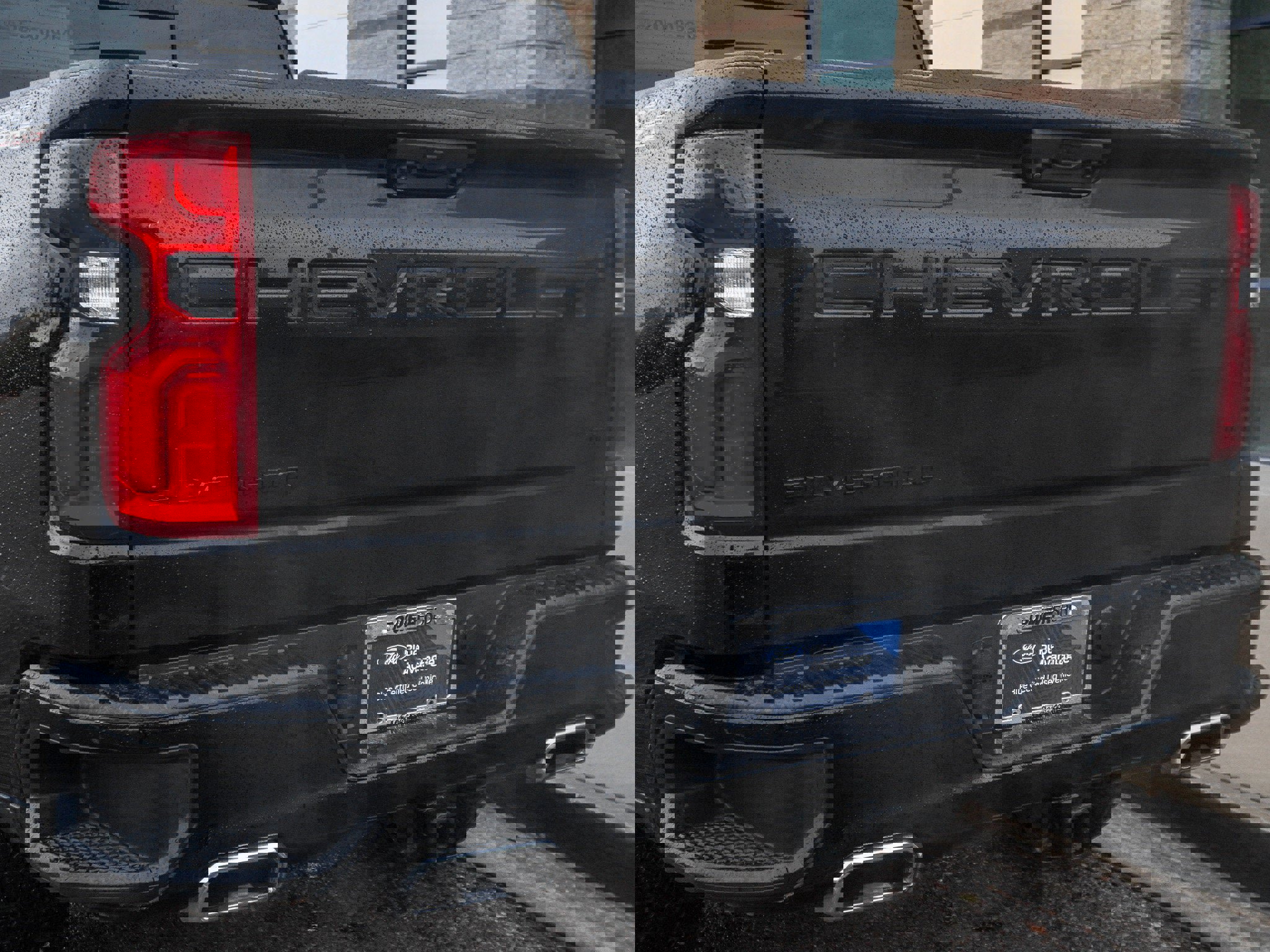 Used 2024 Chevrolet Silverado 1500 LT Trail Boss w/ Convenience Package II image 7