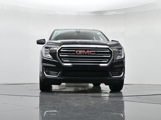 Used 2024 GMC Terrain SLT AWD/4WD image 40