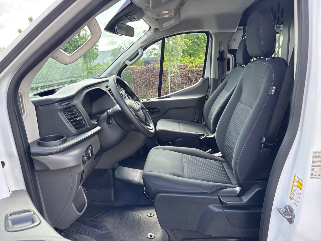 Certified 2025 Ford Transit 250 Low Roof w/ Exterior Upgrade Package RWD image 30