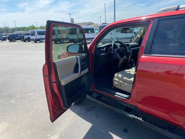 Used 2023 Toyota 4Runner SR5 Premium w/ Moonroof Package image 10