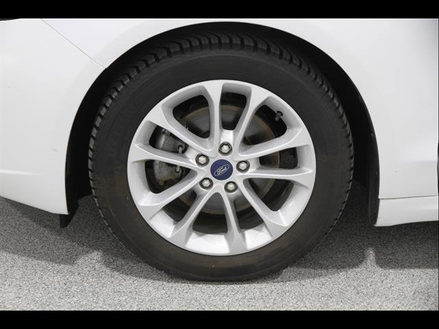 Certified 2020 Ford Fusion SE FWD image 23