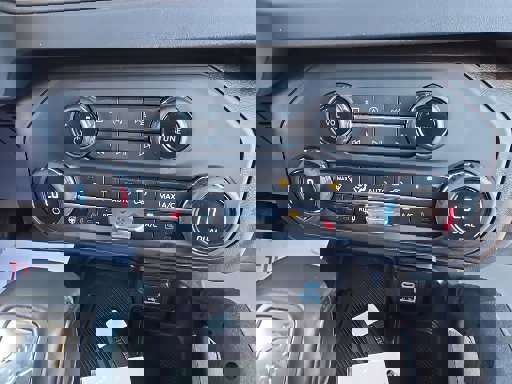 Certified 2025 Ford Bronco Badlands image 13