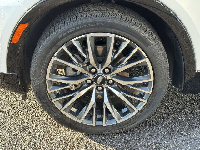 Used 2024 Cadillac XT4 Sport image 11