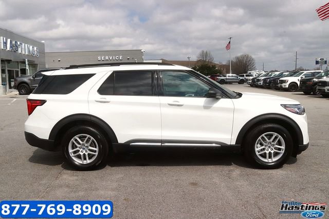 Certified 2025 Ford Explorer Active w/ Active Comfort Package image 4