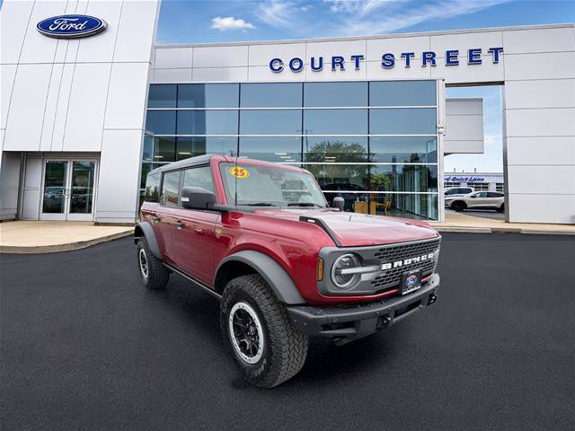 Certified 2025 Ford Bronco Badlands AWD/4WD image 7