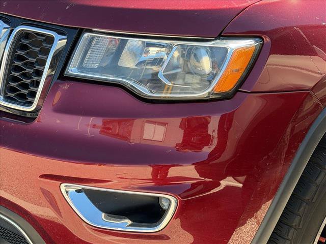 Used 2019 Jeep Grand Cherokee Limited AWD/4WD image 12