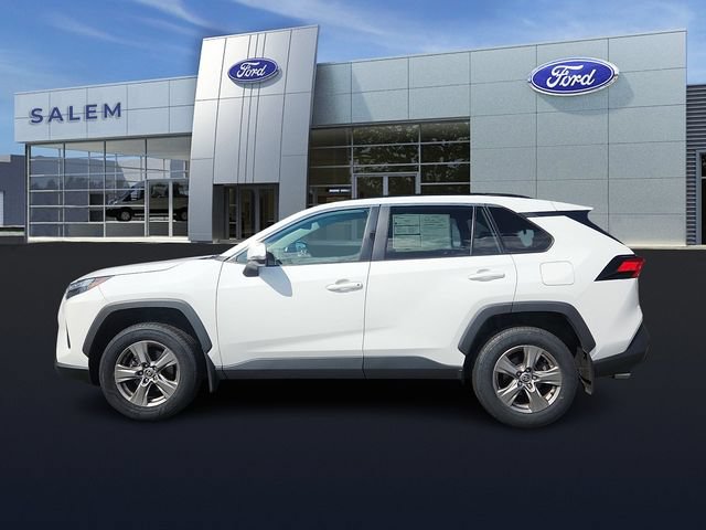 Used 2024 Toyota RAV4 XLE w/ Convenience Package AWD/4WD image 5