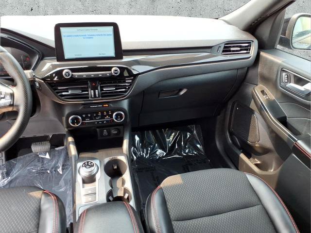 Certified 2025 Ford Escape ST-Line Select AWD/4WD image 18