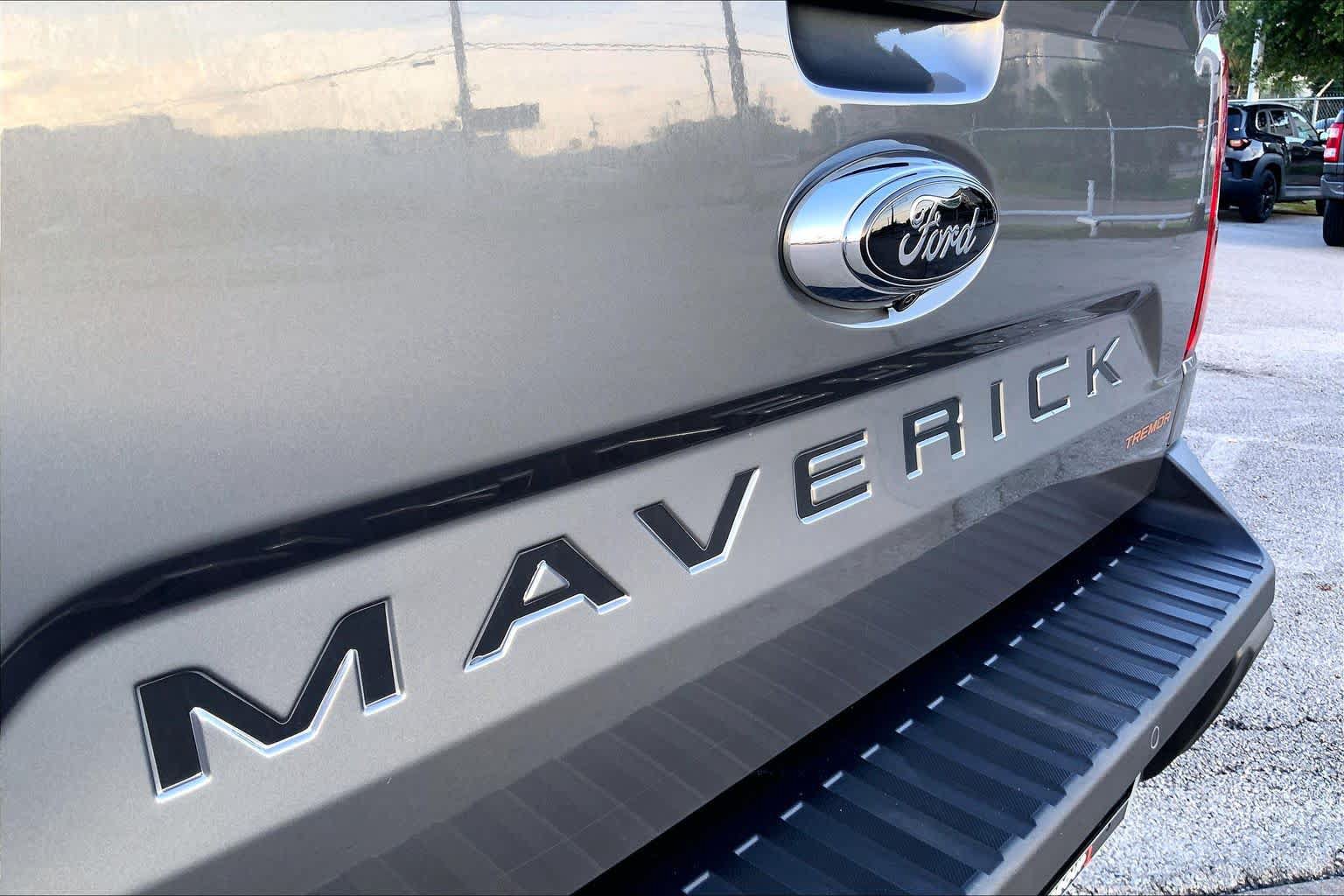 Certified 2024 Ford Maverick Tremor w/ Tremor Off-Road Package AWD/4WD image 31