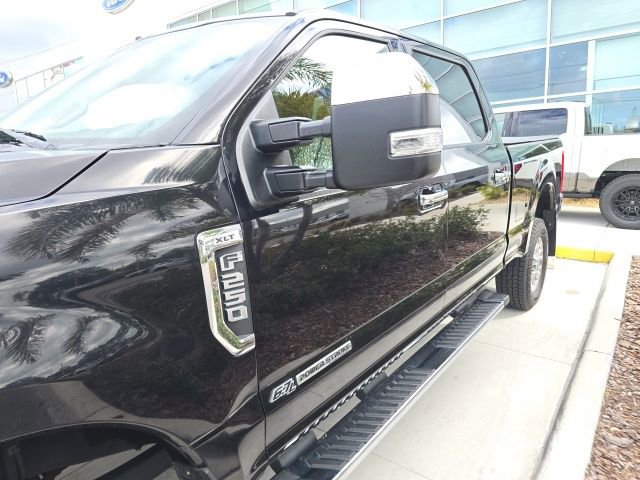 Certified 2019 Ford F250 XLT w/ XLT Premium Package image 9