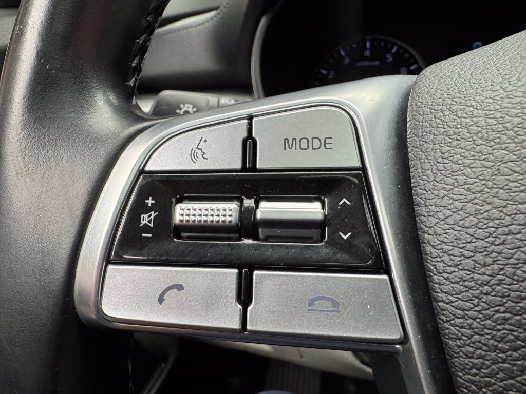 Used 2020 Kia Telluride S w/ S 8 Passenger Seating Package FWD image 16