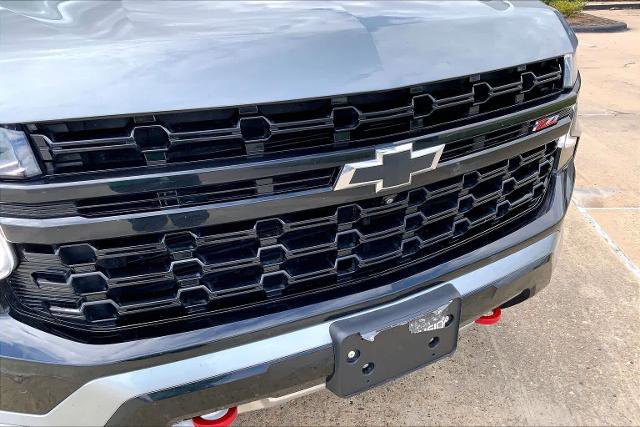Used 2023 Chevrolet Tahoe Z71 w/ Luxury Package AWD/4WD image 29