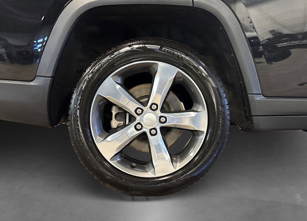 Used 2021 Jeep Grand Cherokee L Limited AWD/4WD image 19