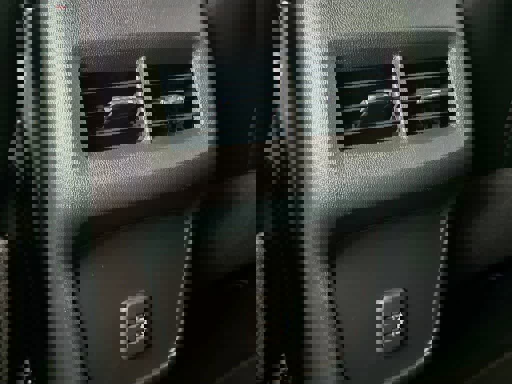 Used 2024 Chevrolet Equinox RS image 13