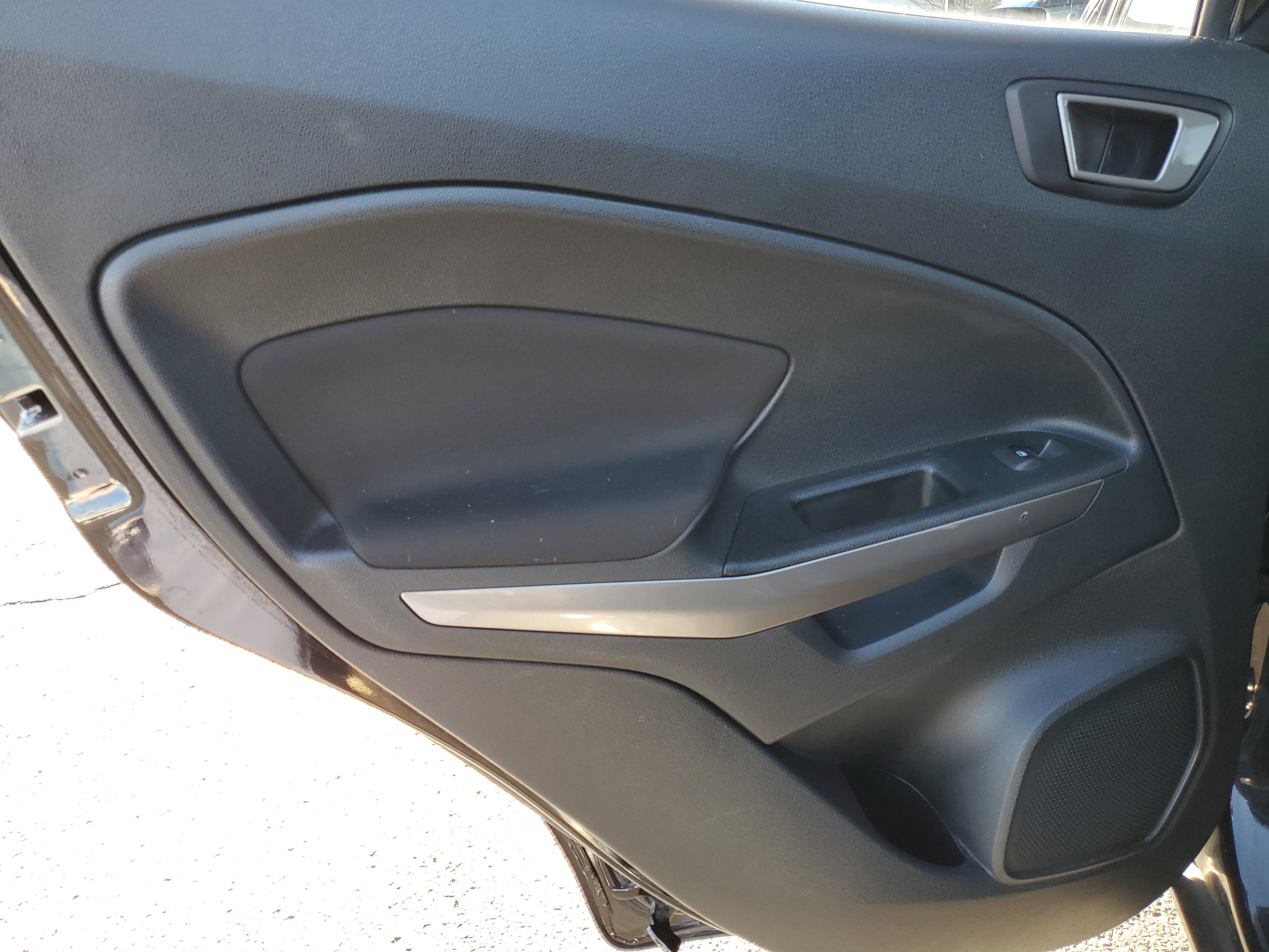 Certified 2022 Ford EcoSport SE w/ SE Convenience Package image 13