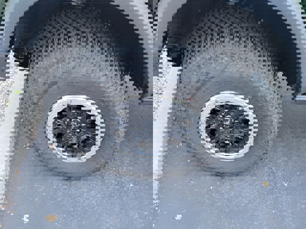 Certified 2023 Ford Bronco Badlands image 2