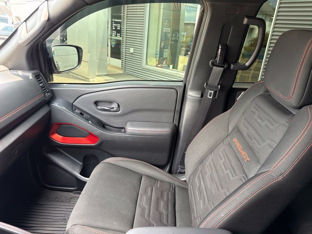 Used 2023 Nissan Frontier PRO-4X w/ Pro Convenience Package AWD/4WD image 29
