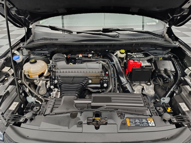 Certified 2025 Ford Escape Platinum AWD/4WD image 16