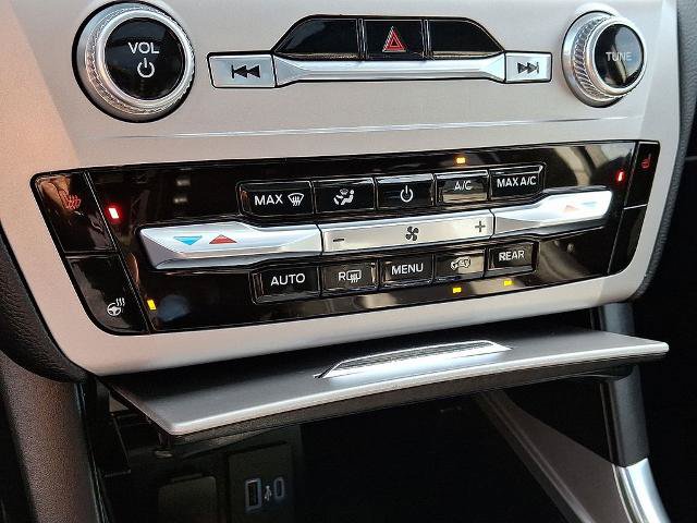 Certified 2022 Ford Explorer XLT AWD/4WD image 17