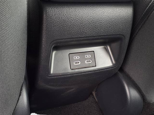 Used 2025 Toyota Corolla LE FWD image 19