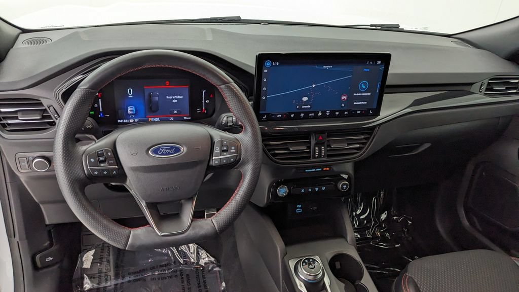 Certified 2023 Ford Escape ST-Line w/ Tech Pack #1 AWD/4WD image 3
