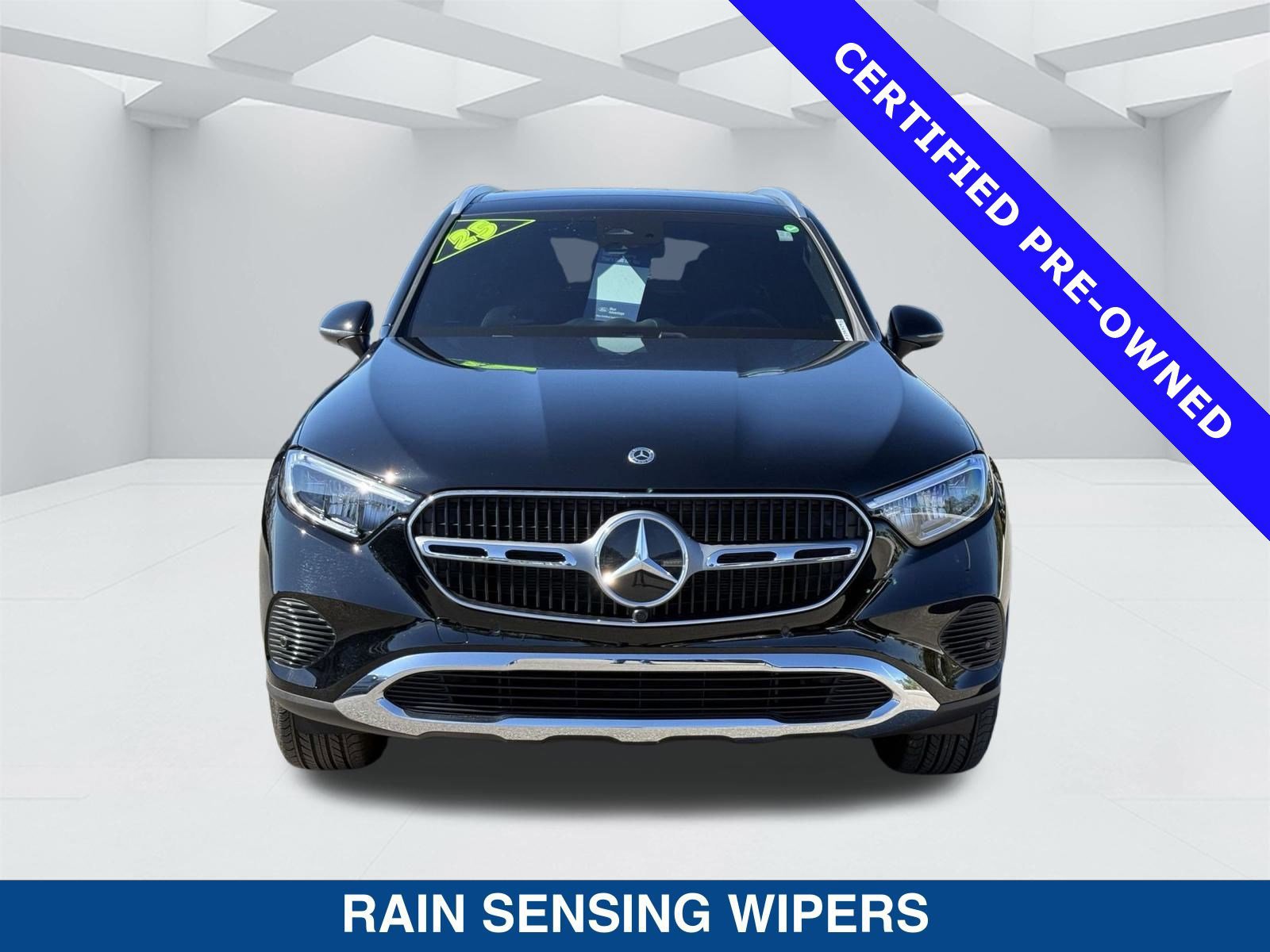 Used 2025 Mercedes-Benz GLC 300 image 9