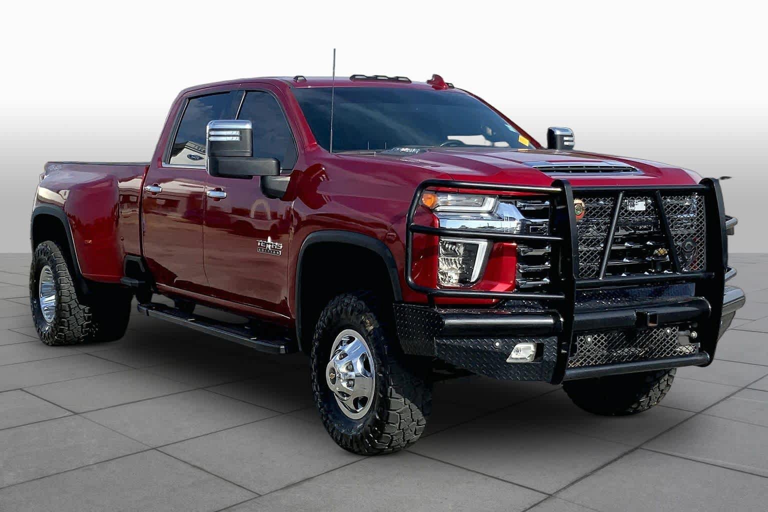 Used 2022 Chevrolet Silverado 3500 LTZ w/ LTZ Texas Edition AWD/4WD image 3