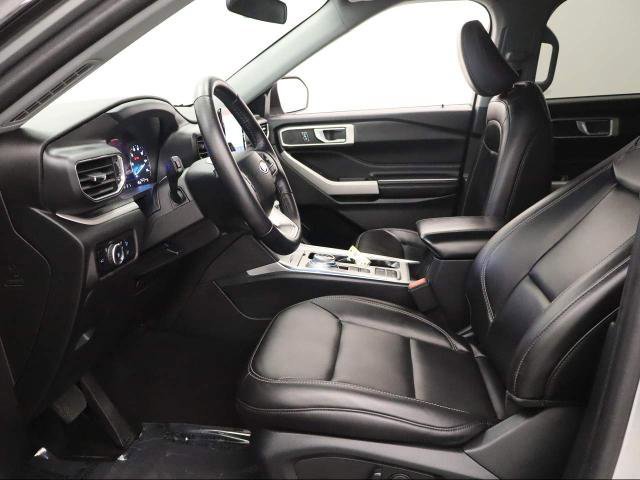 Certified 2023 Ford Explorer XLT w/ Equipment Group 202A image 26