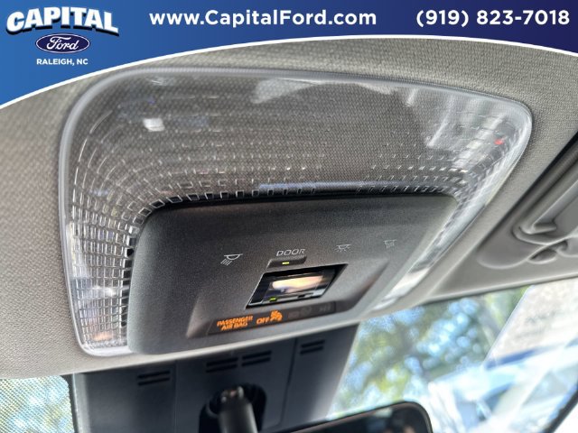 Used 2025 Toyota Prius LE FWD image 32